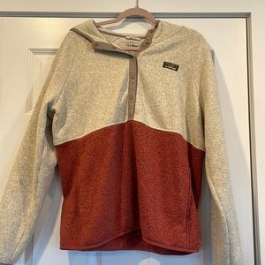 excellent used condition ll bean sweater fleece with hood